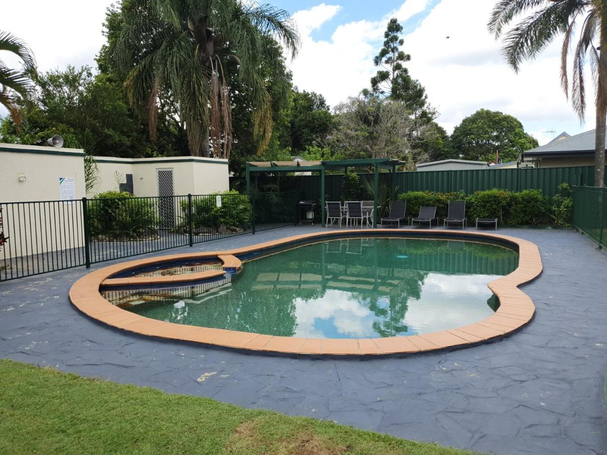 Mcnevins Maryborough Motel Екстер'єр фото