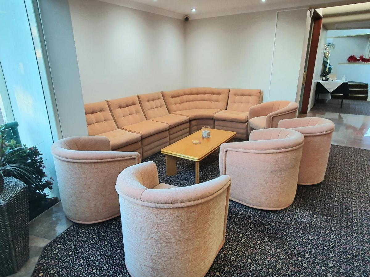 Mcnevins Maryborough Motel Екстер'єр фото
