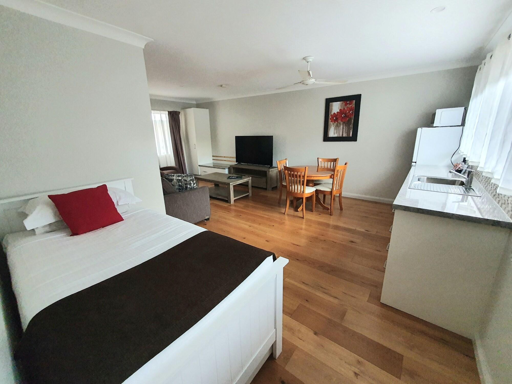 Mcnevins Maryborough Motel Екстер'єр фото