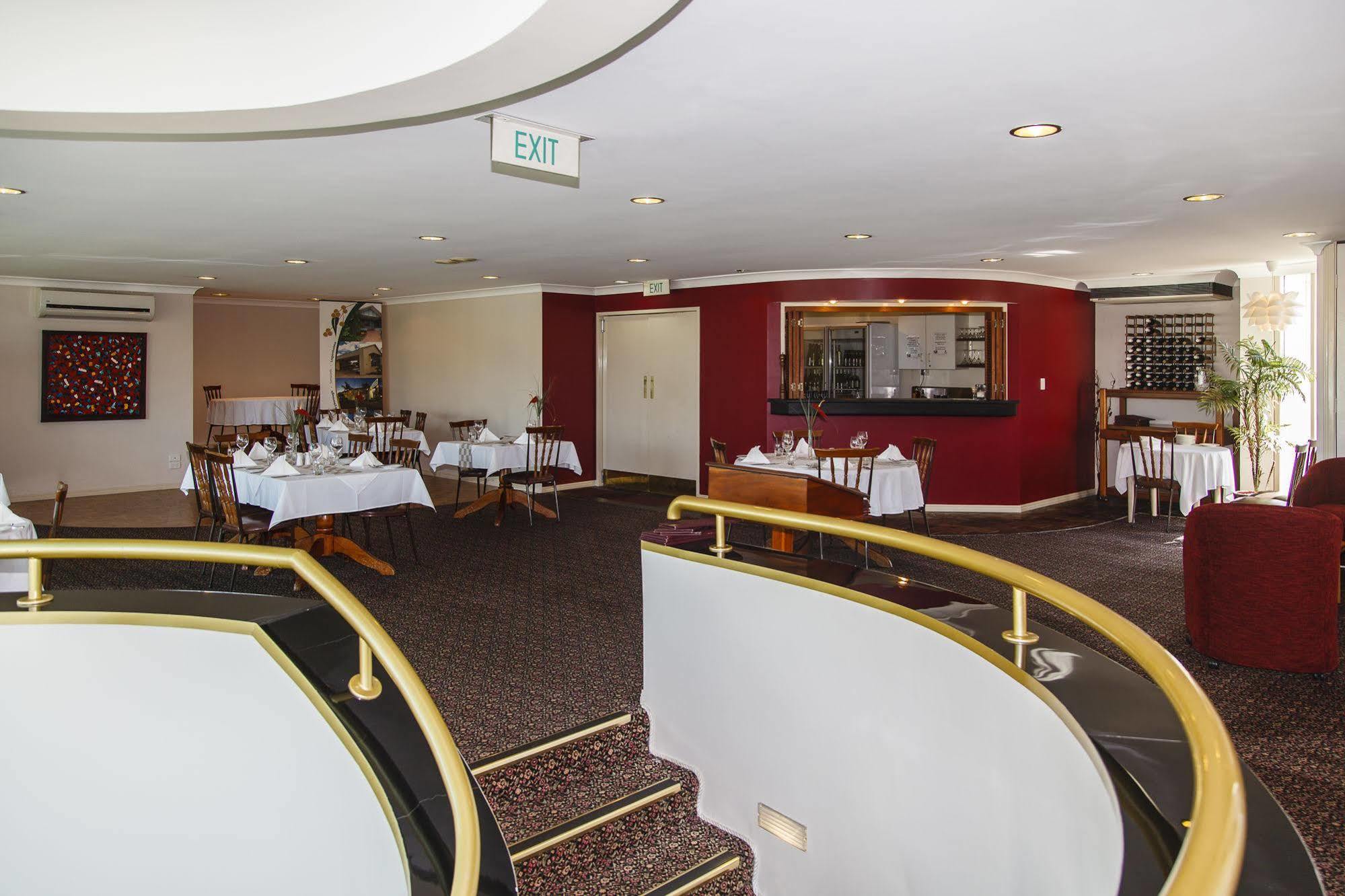 Mcnevins Maryborough Motel Екстер'єр фото